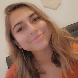 Meet your Posher, Leiah